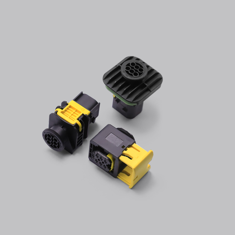 KR4005 Series AMP Heavy Duty Sealed Automotive Connector
